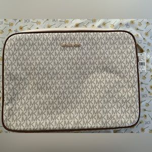 NWT Michael Kors 15 inch laptop case